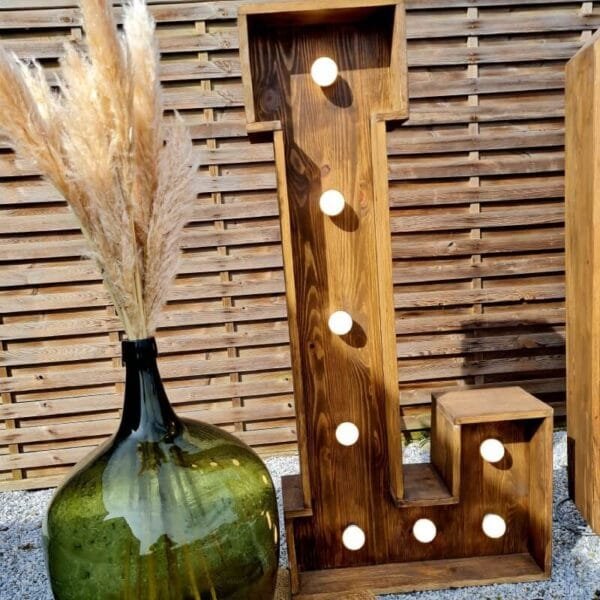 Love Lumineux – Image 2