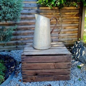 Arrosoir à lait en zinc